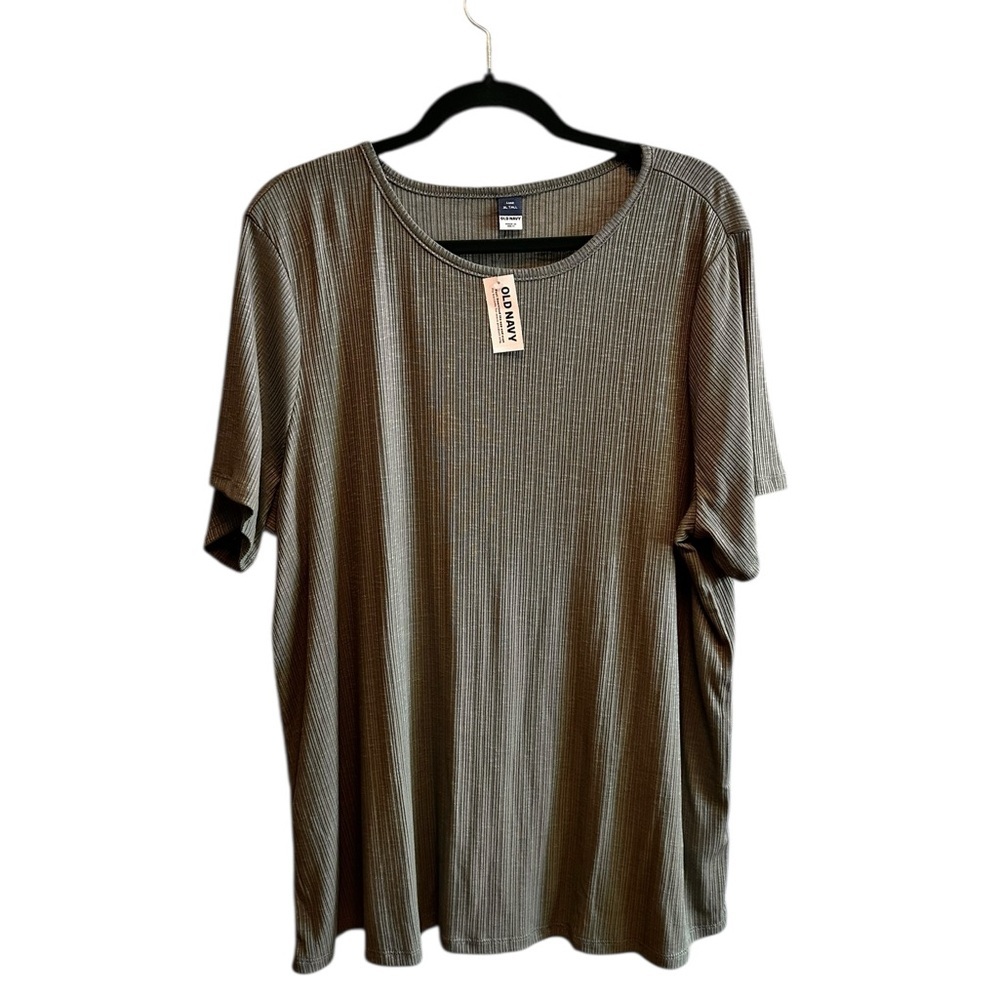 NWT Light Green Loose Fitting Tee - Picture 7 of 10